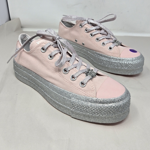 Converse All Star X Miley Cyrus Pink Canvas Sneakers Sz 8 Silver Metallic Sparks - Picture 2 of 12